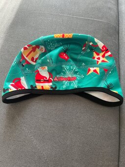 Čepice pod helmu Nové - Hikenture zelená