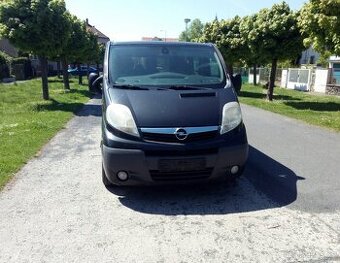 Opel Vivaro 9 míst