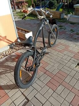 Felt - 1