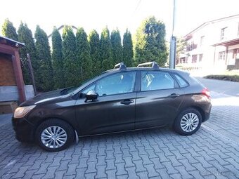 Citroen C4, 1,4 benzín, 70kw, 2012, najeto 171000