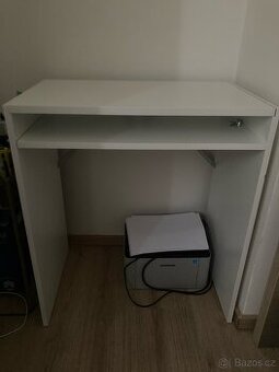 Stolek IKEA 65x40