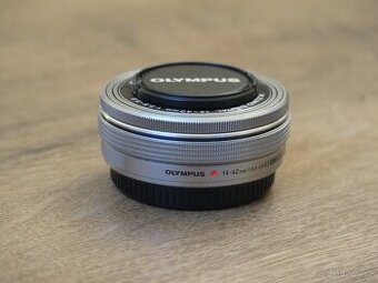 Olympus M.ZUIKO 14-42 mm f/3,5-5,6 EZ-M1442EZ Pancake