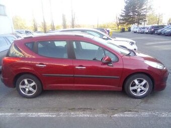 prodám Peugeot 207 SW 1.4 benzín r.2010