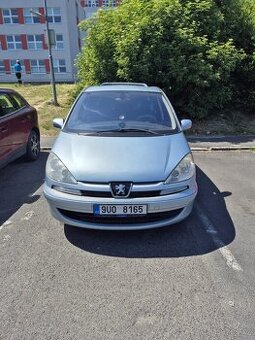 Peugeot 807 2.2HDI (NAVI)