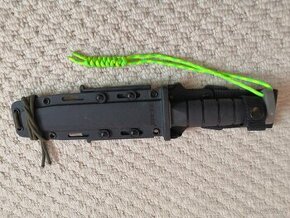 Ka-Bar D2 Extreme Fighting