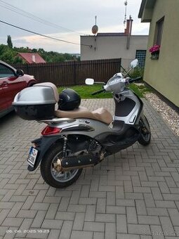 Piaggio 500