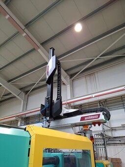Robotický systém pro vstřikovací lis - WITTMANN ROBOT-SYSTEM