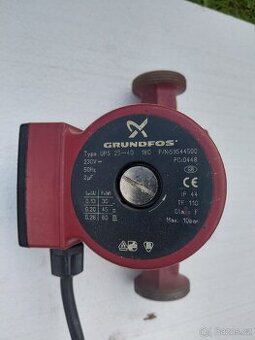 Oběhové čerpadlo Grundfos UPS 25-40 180
