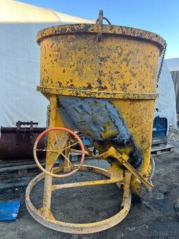 Bádie na beton Eichinger 1500l, skladem