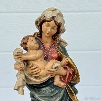 Dřevěná socha Panna Marie s Ježíškem polychromie