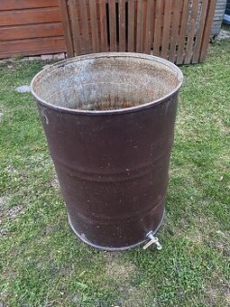 200l sud na vodu s vypouštěcím ventilem