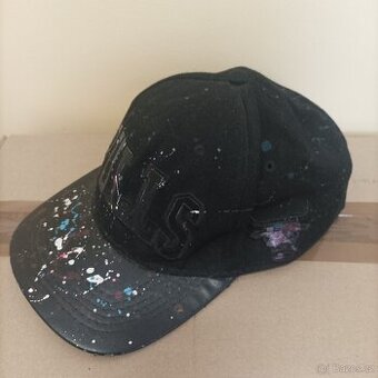 Limit. edice ,kšiltovka BULLS