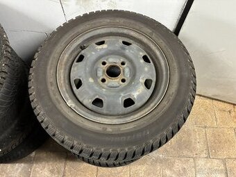 Zimní pneu Hyundai i20 + plechový disk, cena za 1 ks