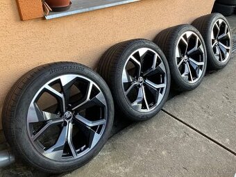 Letní sada Audi Q8 E-Tron