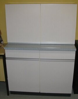 Kuchyňské skříňky