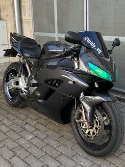 Honda cbr1000rr fireblade r.v 2004