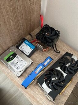 PC komponenty – R9 270X, 16GB DDR3 HyperX, SSD + HDD