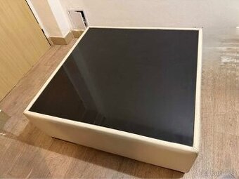 Konferenční stolek