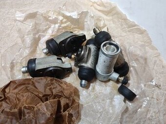 Škoda 1203, TAZ - nové válečky/ brzdy + spojka