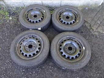 Volvo V40/S40 – zimní kola (disky+pneu 185/65 R15)