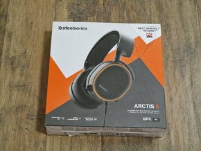 Prodám sluchátka SteelSeries Arctis 5 - plně funkční 01 - 1