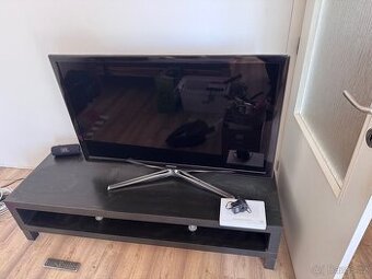 Tv + TV stolek