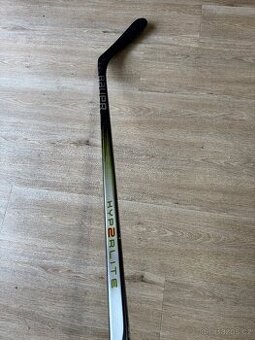 Hokejka Bauer HYP2LITE, pravá, P92, flex 55, INT.