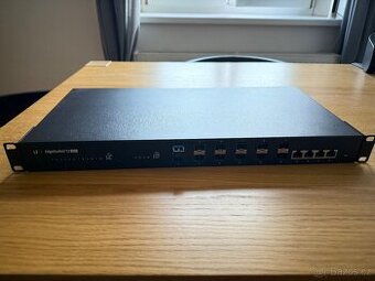 Ubiquiti EdgeSwitch ES-12F