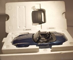 Prodám model BMW Z8 kyosho 1:18 - 1
