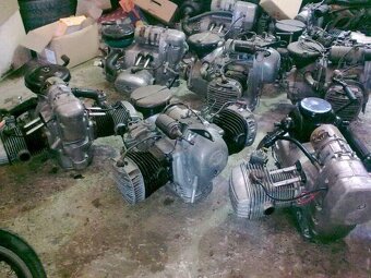 Nové a použité motory převodovky diferenciály Dněpr K750