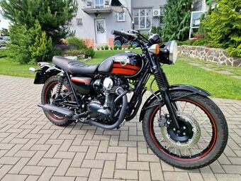 Kawasaki W800 model 2015 pouze 9200 km najeto - 1