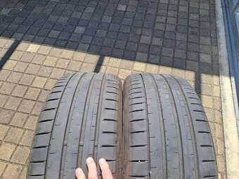 Letní pneu 235/45/18