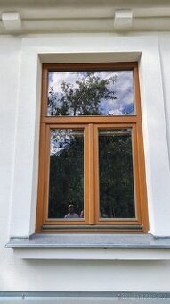 Dřevěná okna a dveře