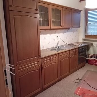 Kuchyňská linka se spotřebiči