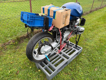 BMW R1100R