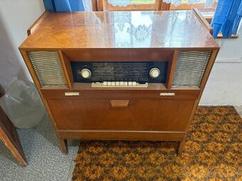 tesla rádio
