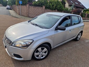 Kia Ceed 1.4 benzin - face lift -
