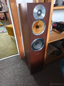 Bowers and Wilkins CM7