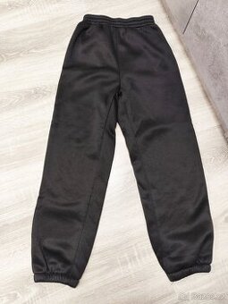 Černé tepláky-nové