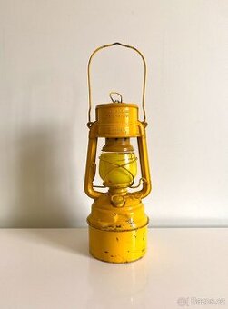 Petrolejová lampa petrolejka Feuerhand 276