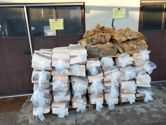 Suché tvrdé dřevo na topení