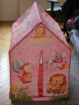 Domeček pro nejmenší vhodné i do malého bytu.