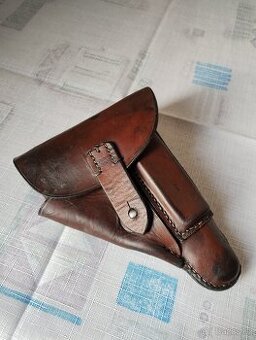 Originální pouzdro Walther PPK nalezené na půdě 1944