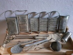 Nádobí na chalupu prodám