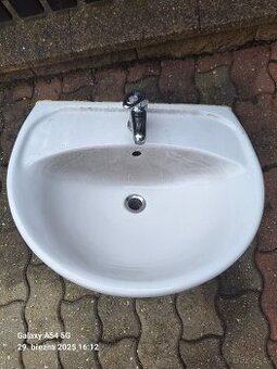 umyvadlo 60cm šířka