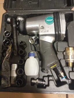 Pneumatický rázový utahovák