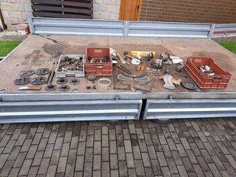 Díly na stará auta Škoda, Lada, a jiné