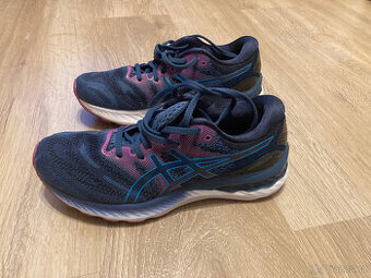 Dámské běžecké boty Asics Gel Ninbus 23