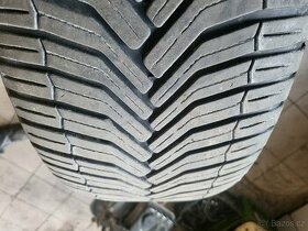 Celoroční pneumatiky