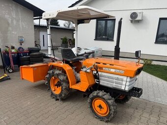 Kubota b1400 + bedna + přední pluh
